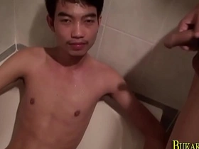 亚洲人颜射尿尿 gay japan bear porn