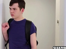 继父趁继母不在家和继子搞基 chinese gay solo porn