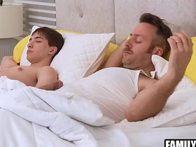 继父在继子上大学前操了他 hot asian gay massage porn