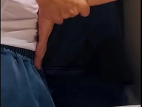 几杯黄汤下肚后 我尝了好奇直男的大屌 gay chinese porn park