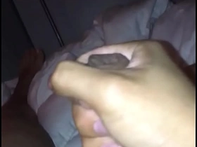 亚洲男孩睡前打飞机 japan gay porn bareback