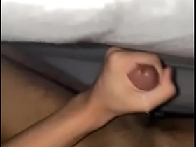 亚裔小骚货揉搓发情的鸡巴 telegram gay chinese porn