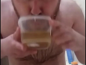 俄罗斯基佬求操 射完还要被尿淋 korean abs gay porn