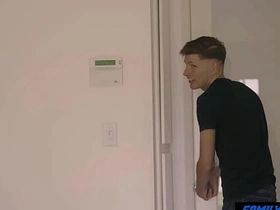 家庭嫩肉 - 老妈不在不知道 asian gay porn convenience