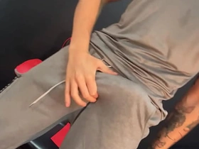 肌肉猛男狂撸挑衅你 gay boy asian sex videos
