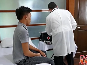 可爱嫩屄Jude被老同志Mike猛干 sexual congress xxx videos gay asian