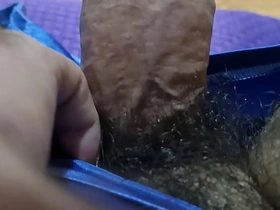毛茸茸的骚货打飞机。跟我一起来！ japan gay porn video