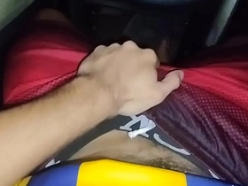 车里激烈呻吟与脏话——DavidPajas gay asian suit porn
