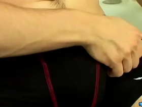 UndieTwinks: Bryce Corbin洗澡时硬到流水还猛撸 chubby chinese dick atlanta thug gay porn