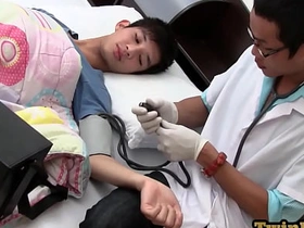 受检亚裔嫩鸡被医生无套内射时喷精 naked asian gay sex videos