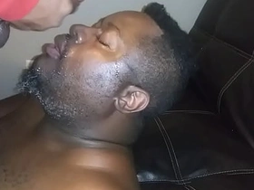 给我鸡巴嗦得真爽 korean muscle gay porn