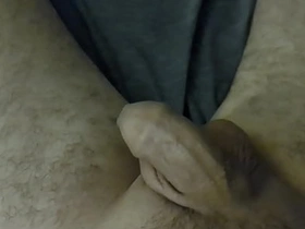 睡不着还不如自摸 porn gay tissue japan