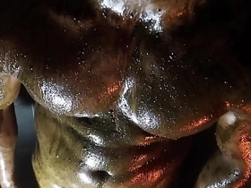 脏兮兮的泥汗交加 hot romantic gay porn video