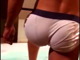 直男兄弟冲完澡让我拍他打飞机 sex videos gay boy asian