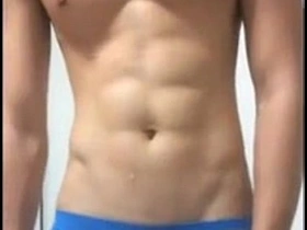 六块腹肌亚洲男打飞机 asian tied gay porn