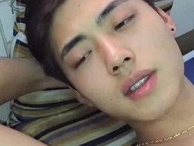 亚洲嫩屌打飞机合集 asian gay drinking carnal knowledge videos