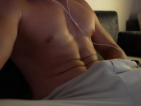 夜间放松按摩肉棒最终爆射 well-pleased porn big asian
