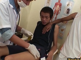 亚洲嫩男与医生3P口交后射精 detached porn chinese twinks