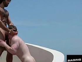 暴怒种马-天台野战-多毛猛男干翻运动男 俯瞰天堂 japanese gay massage porn video