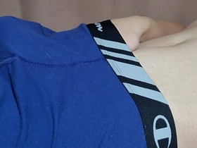 日本男孩喷出2.5英寸精液 chinese gay porn riding dick