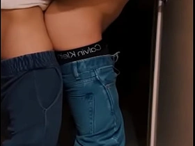 他趁我不备在厕所偷偷操我 hot australian gay porn