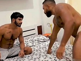 背着我闺蜜给她男友送炮 singapore gay sauna porn