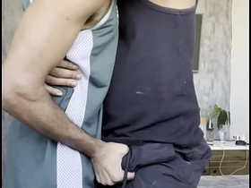 邻居老公偷偷操了我 gay sex videos asian defy