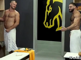 多毛gay更衣室3P hot rough elated porn