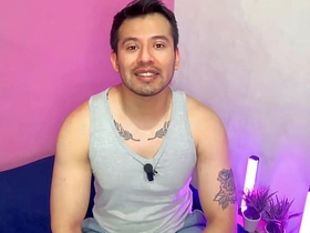 肌肉男搞上健身房搭档！无套狂操 还让他闻内裤 性爱实录 porn gay japan muscle