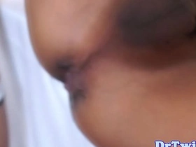 亚洲医生给病人灌肠后猛操 hot moonless gay porn star