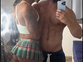 穿迷你裙的骚货被大鸡巴猛男干 asian gay friend sexual intercourse videos