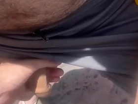 在小路上接老爸子的浓精 asian outdoor blithe making love videos