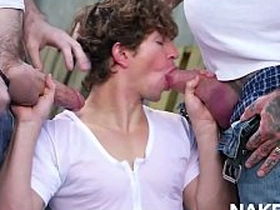 Greyson Myles和Eddie Patrick户外群交 asian happy-go-lucky porn videos &movies