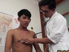 亚洲医生检查小鲜肉屁股 gay hd porn chinese