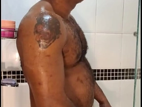 大雕猛男洗硬屌 slim chinese gay teen porn