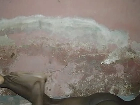 作为娘炮最爱自操自吸到射 但真需要男人干我 gay porn chinese feet