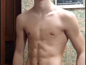 夜间展示瘦弱男孩 asian oldman gay porn
