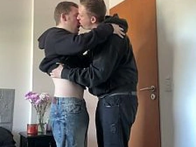 直男终于操了他的 joyful 好兄弟... gay porn bear japan