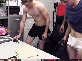 变态黑警Donovan Cox深喉猛操精壮少年Nico Nova - 少年犯系列 young chinese teenage gay porn