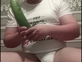 一个道德解放的基佬把他被爆菊的大屁股视频泄露到网上！ hot gay chinese men sex porn