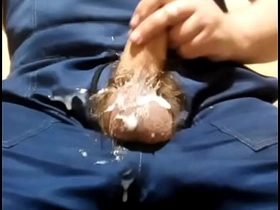 俄罗斯建筑工久未见新娘 射精声响亮精液量惊人！ gay porn hot man